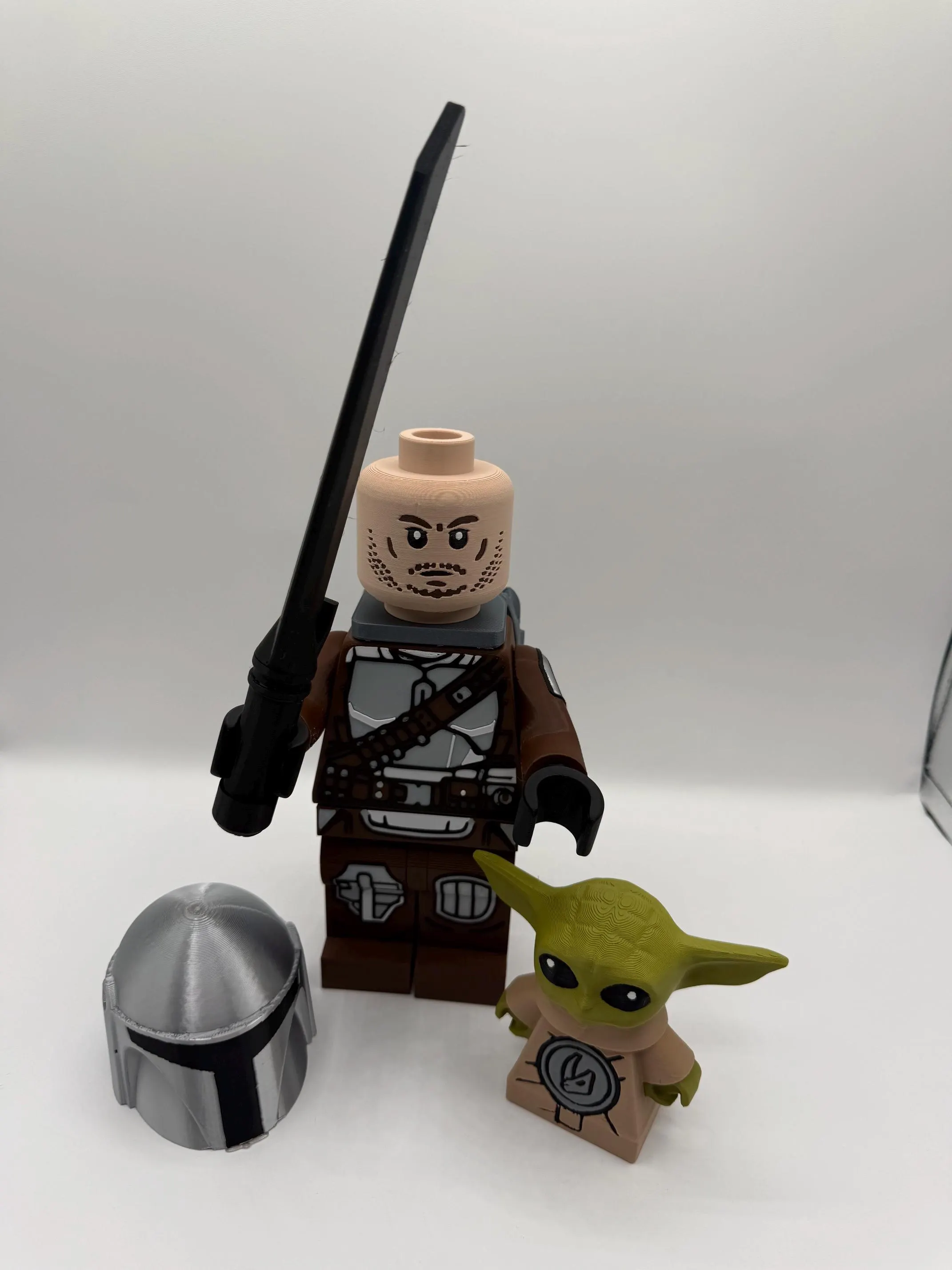 Mando & Grogu Large Scale 8.5"- 9.5" Big Fig, view 2